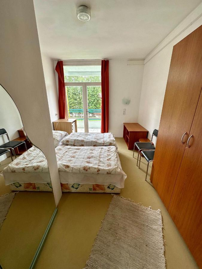 Lelle Beach Club Balatonlelle Ngoại thất bức ảnh